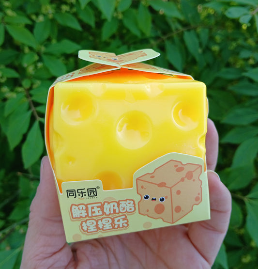 Viral cheese squishy's RTS: Fun booth fillers