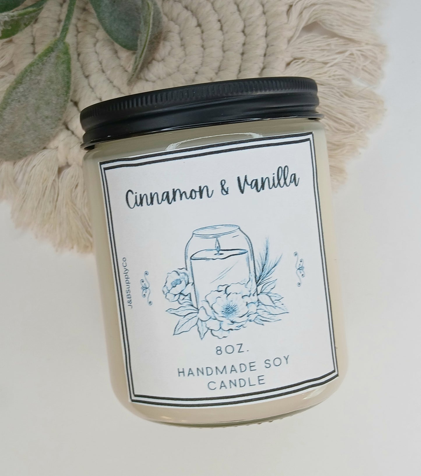 8oz Cinnamon & Vanilla Single Wick Soy Candle