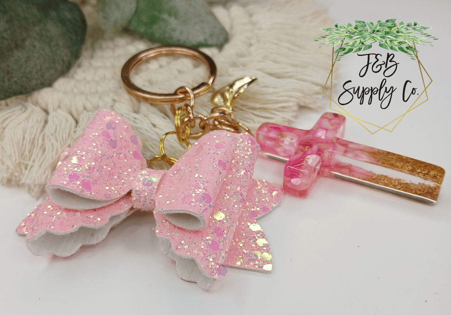 10pc Handmade resin cross glitter bow keychain