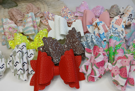 10pc freshie bow grab bags