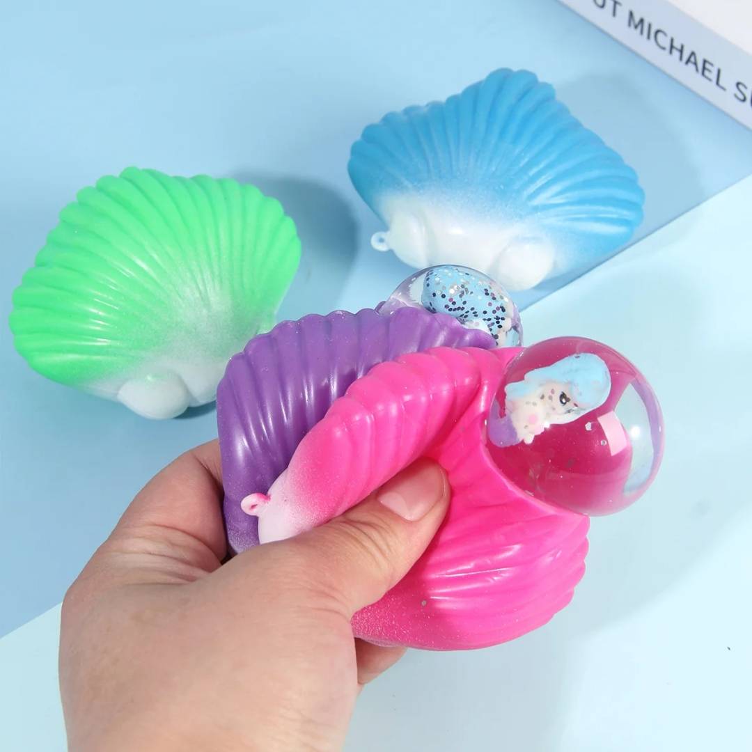 Seashell with mermaid inside squishy's: Preorder TAT- JUNE 28TH: Fun booth fillers: Colors are sent at random