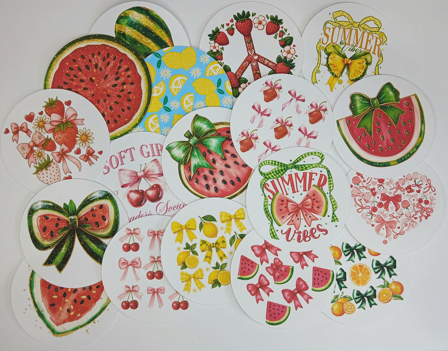 18pc fruit theme circle cardstock cut-outs